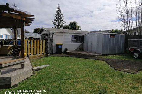 Photo of property in 221 Mahia Road, Wattle Downs, Auckland, 2103