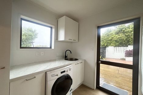 Photo of property in 51 Zealandia Road, Manly, Whangaparaoa, 0930