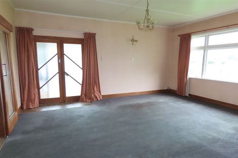 Photo of property in 328 Arapaepae Road, Levin, 5571