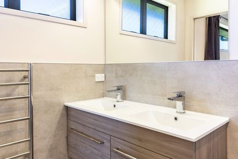 Photo of property in 90 Hindmarsh Drive, Rangatira Park, Taupo, 3330