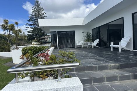 Photo of property in 31 Arkles Strand, Arkles Bay, Whangaparaoa, 0932