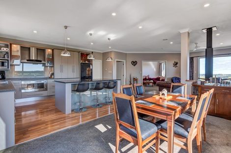 Photo of property in 355 Ngawhini Road, Hawera, 4674