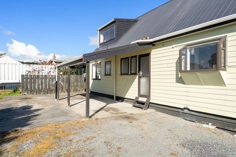 Photo of property in 45 Toi Street, Otaki Beach, Otaki, 5512