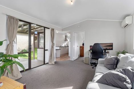Photo of property in 27 Macloughlin Drive, Te Puke, 3119