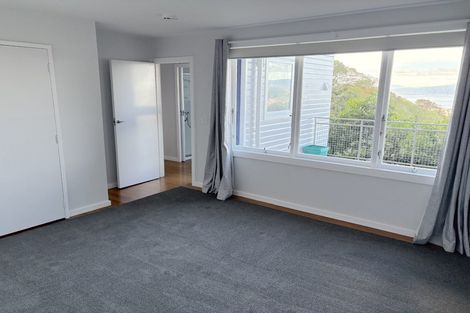 Photo of property in 69 Moana Road, Kelburn, Wellington, 6012