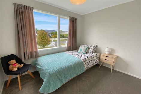 Photo of property in 12 Chaucer Place, Owhata, Rotorua, 3010