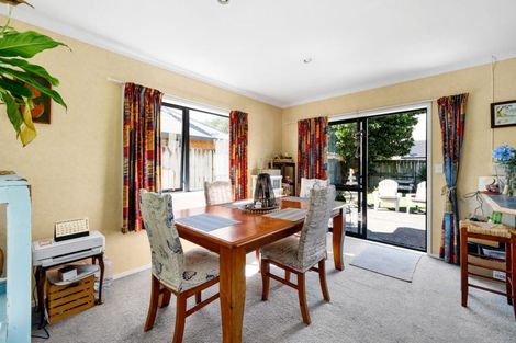 Photo of property in 10 Mckenzie Place, Rototuna North, Hamilton, 3210