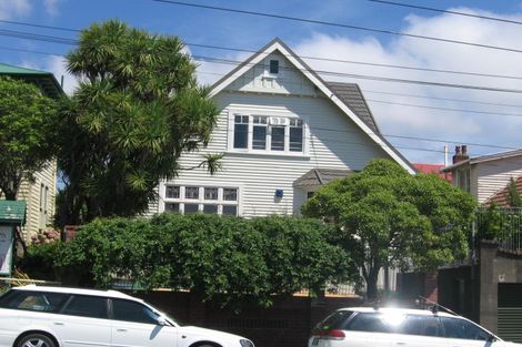 Photo of property in 28 Elizabeth Street, Mount Victoria, Wellington, 6011