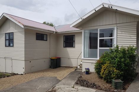 Photo of property in 73 Tramway Road, Beach Haven, Auckland, 0626