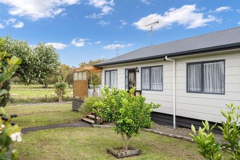 Photo of property in 75 Marsden Point Road, Ruakaka, 0116