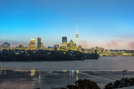 Photo of property in 107 Norwood Road, Bayswater, Auckland, 0622