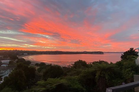 Photo of property in 24b Tindalls Bay Road, Manly, Whangaparaoa, 0930