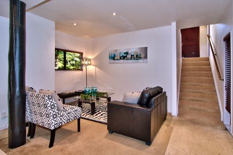 Photo of property in 196 Godley Road, Titirangi, Auckland, 0604