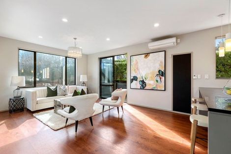 Photo of property in 33 Kilkelly Avenue, Pinehill, Auckland, 0632