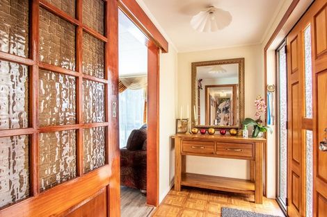 Photo of property in 49 Walton Road, Paraparaumu Beach, Paraparaumu, 5032