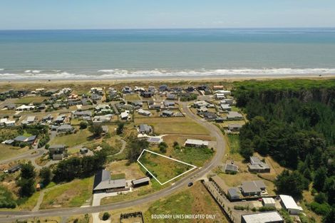 Photo of property in 213 Park Avenue, Waitarere Beach, Levin, 5510