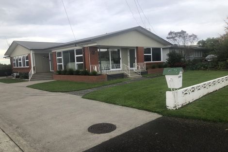 Photo of property in 99 Tuhikaramea Road, Dinsdale, Hamilton, 3204