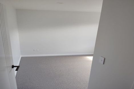 Photo of property in 34b Bradbury Road, Botany Downs, Auckland, 2010