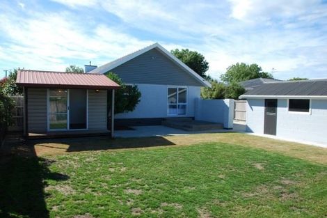 Photo of property in 45 Emlyn Place, Avondale, Christchurch, 8061