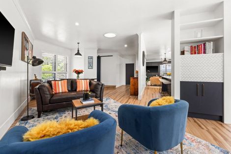 Photo of property in 12 Lennon Grove, Havelock North, 4130