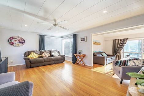 Photo of property in 34 Shakespeare Avenue, Trentham, Upper Hutt, 5018