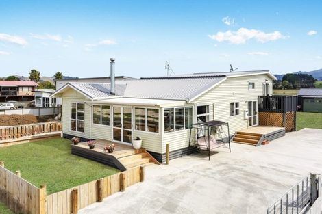 Photo of property in 875 East Coast Road, Kaiaua, Pokeno, 2473