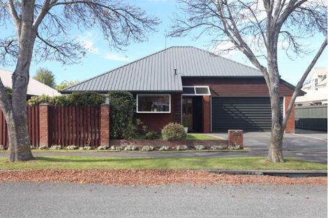 Photo of property in 1/36 Apsley Drive, Avonhead, Christchurch, 8042