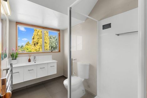 Photo of property in 31 Glenharrow Avenue, Avonhead, Christchurch, 8042