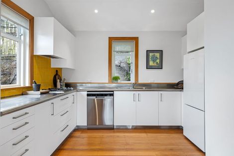 Photo of property in 4 Hackthorne Road, Cashmere, Christchurch, 8022