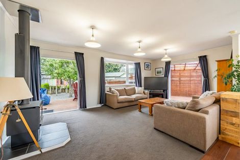 Photo of property in 27a Ebdentown Street, Ebdentown, Upper Hutt, 5018