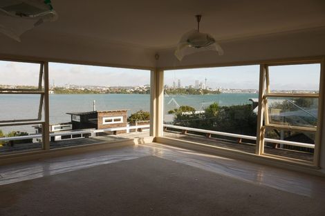 Photo of property in 107 Norwood Road, Bayswater, Auckland, 0622