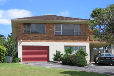 Photo of property in 17 Terry Street, Blockhouse Bay, Auckland, 0600