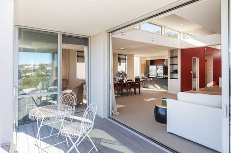 Photo of property in 8a Macmillan Avenue, Cashmere, Christchurch, 8022