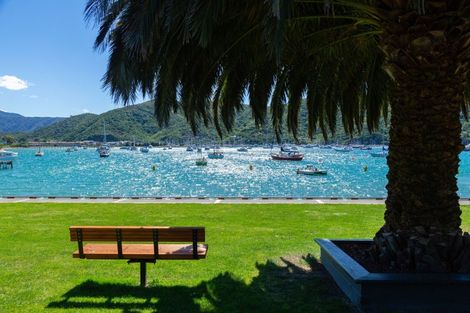 Photo of property in 10 Turners Road, Waikawa, Picton, 7220