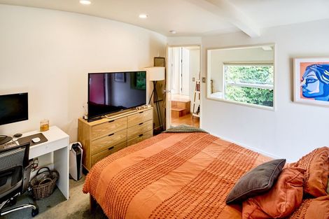 Photo of property in 67 Waikowhai Street, Ngaio, Wellington, 6035