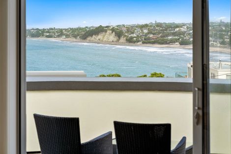 Photo of property in 33a Churchill Road, Murrays Bay, Auckland, 0630