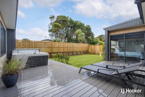 Photo of property in 6 Beau Lane, Waihi Beach, 3611