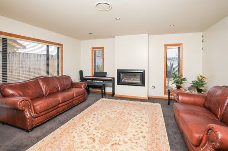 Photo of property in 49 Coleraine Drive, Rototuna, Hamilton, 3210