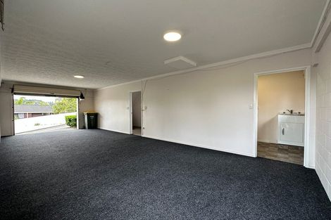 Photo of property in 2/51 Nigel Road, Browns Bay, Auckland, 0630