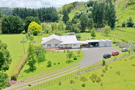 Photo of property in 709 Weber Road, Waitahora, Dannevirke, 4971
