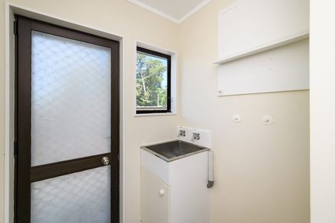 Photo of property in 54 Benmore Avenue, Cloverlea, Palmerston North, 4412