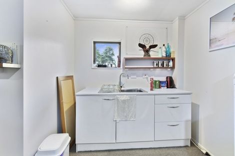 Photo of property in 384 Great South Road, Opaheke, Papakura, 2113