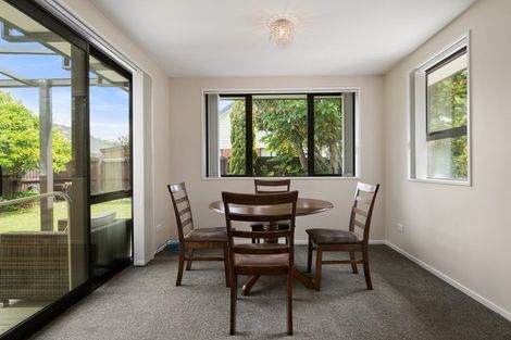 Photo of property in 1 Farm Lane, Parklands, Christchurch, 8083