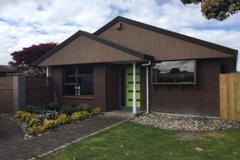Photo of property in 51 Arcon Drive, Broomfield, Christchurch, 8042