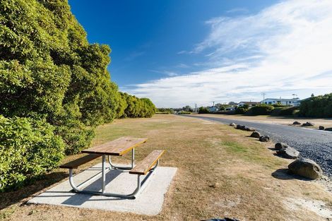 Photo of property in 1018 Brighton Road, Brighton, Dunedin, 9035