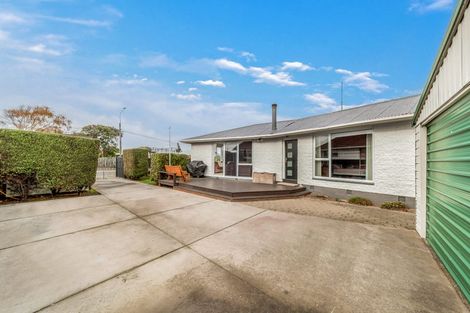 Photo of property in 20 Inwoods Road, Parklands, Christchurch, 8083