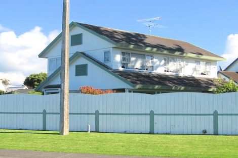 Photo of property in 4a Milton Road, Orewa, 0931