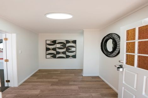 Photo of property in 4/50 Wellington Street, Howick, Auckland, 2014