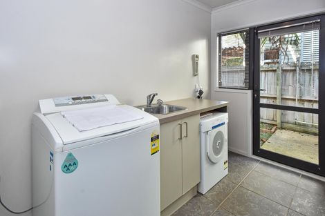 Photo of property in 16a Glenross Drive, Wattle Downs, Auckland, 2103