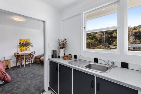 Photo of property in 1/26 Deller Grove, Silverstream, Upper Hutt, 5019